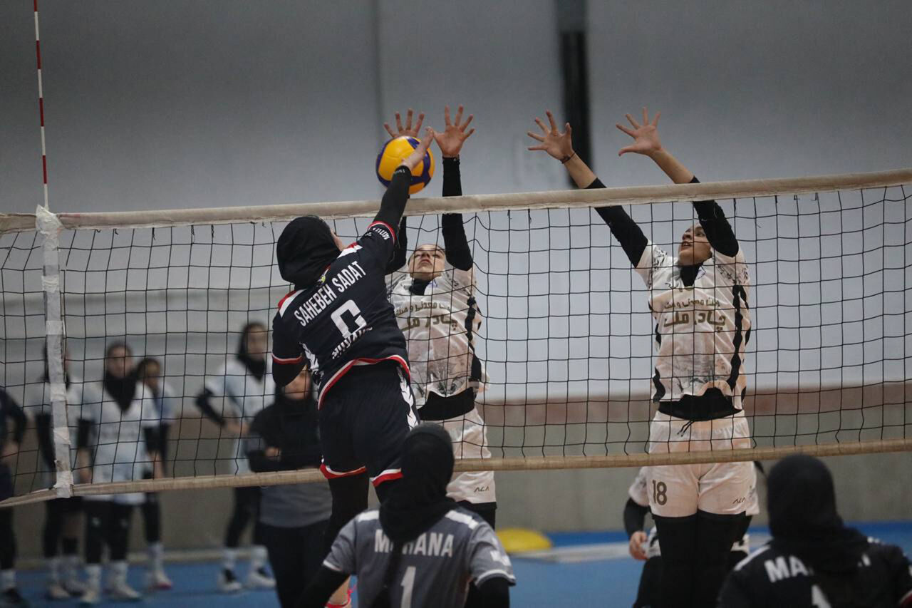 بوکان قهرمان رقابت‌های والیبال بانوان زیر ۱۷ سال آذربایجان‌غربی شد