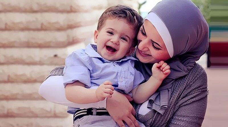 ۷۷ کودک بی‌سرپرست در آذربایجان‌غربی به فرزند خواندگی واگذار شدند