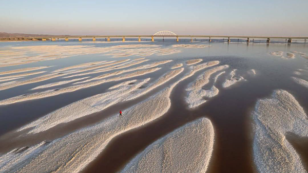 شکل‌گیری ۴ کانون ریزگرد در حاشیه دریاچه ارومیه