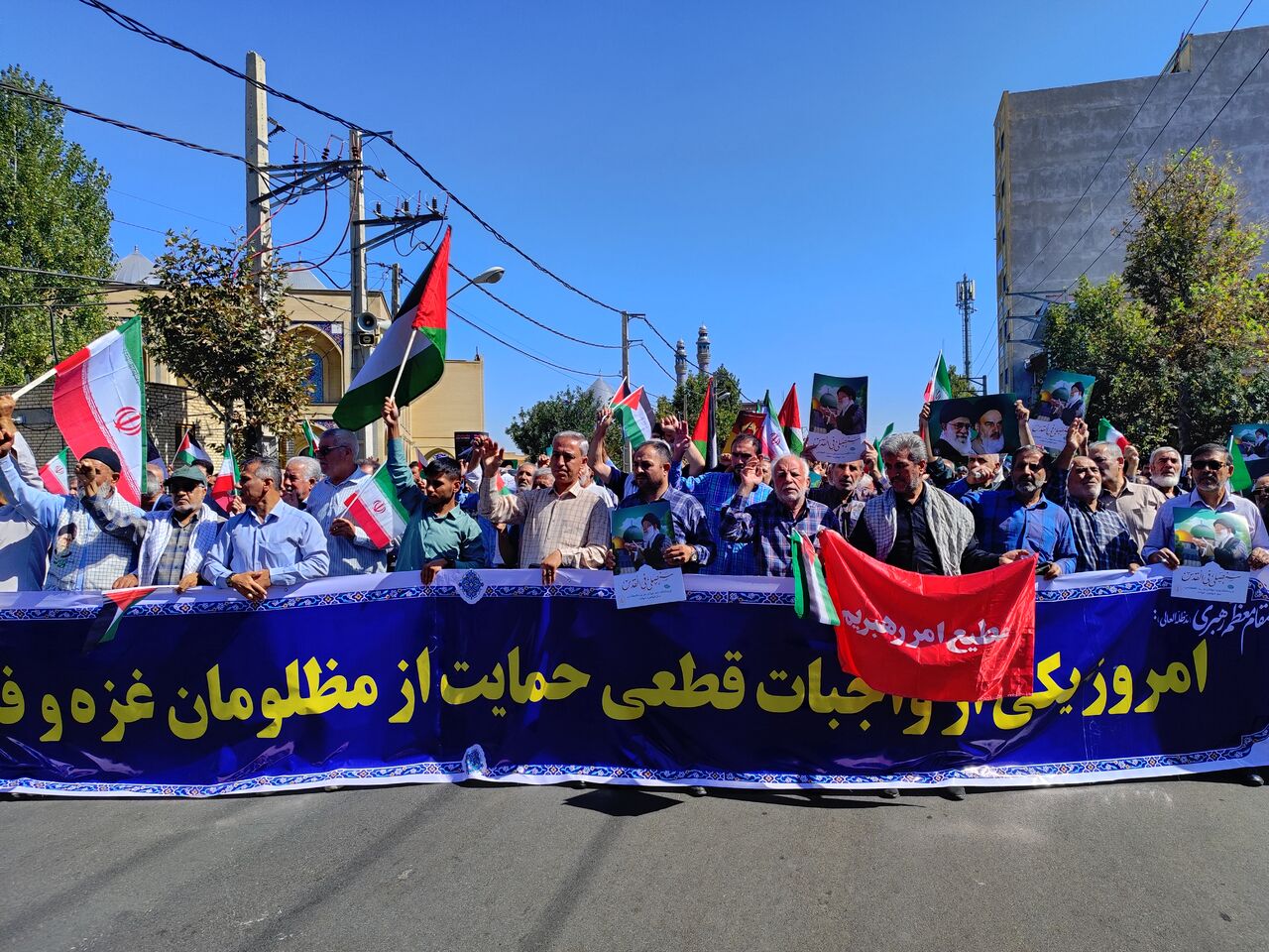 راهپیمایی جمعه‌های خشم و نصر با حضور نمازگزاران آذربایجان‌غربی برگزار شد