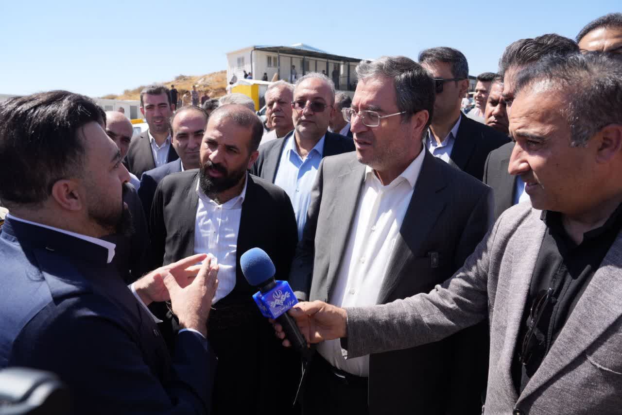 استاندار آذربایجان‌غربی: بهرەمندی مرزنشینان از رویەهای تجاری سیاست کلی نظام است