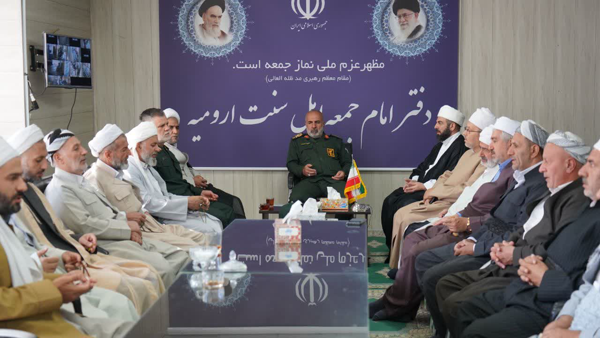 سردار گشتاسبی: نقش‌آفرینی علمای اهل سنت در جنگ اخیر بسیار مهم بود